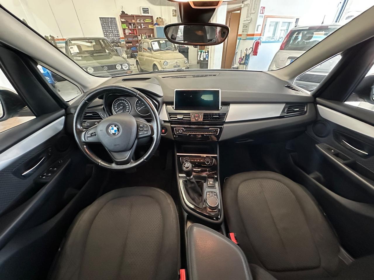 Bmw 2er Active Tourer 218i Advantage