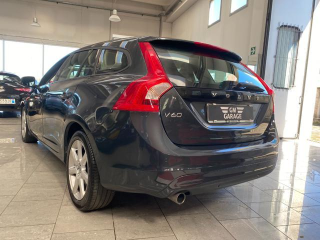 VOLVO V60 D2 Geartronic Kinetic