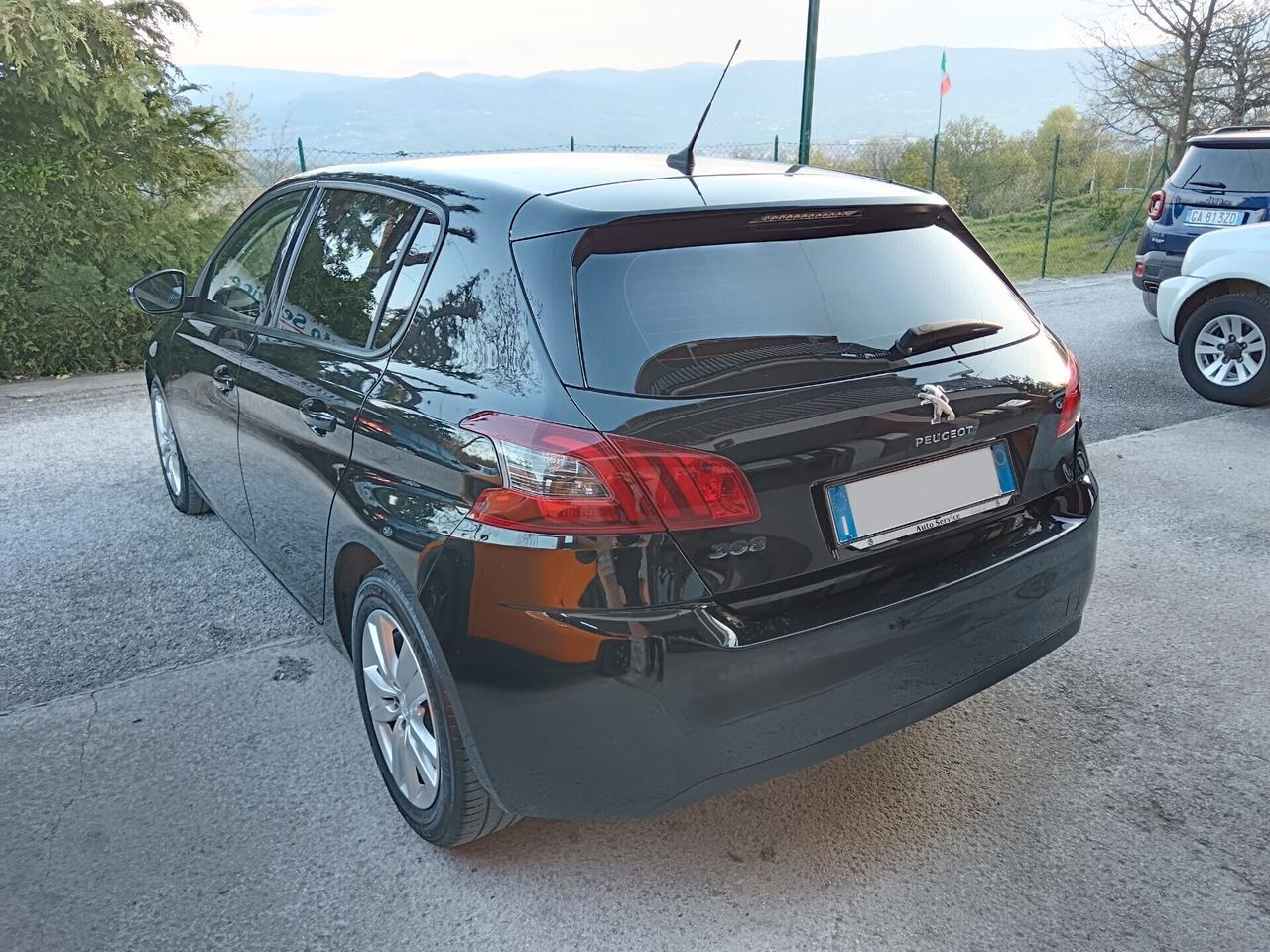 Peugeot 308 1.6 BLUEHDI 120CV NEOPATENTATI