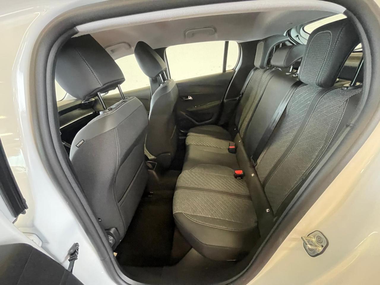 PEUGEOT 208 5P - STYLE P.Tech 75 S&S