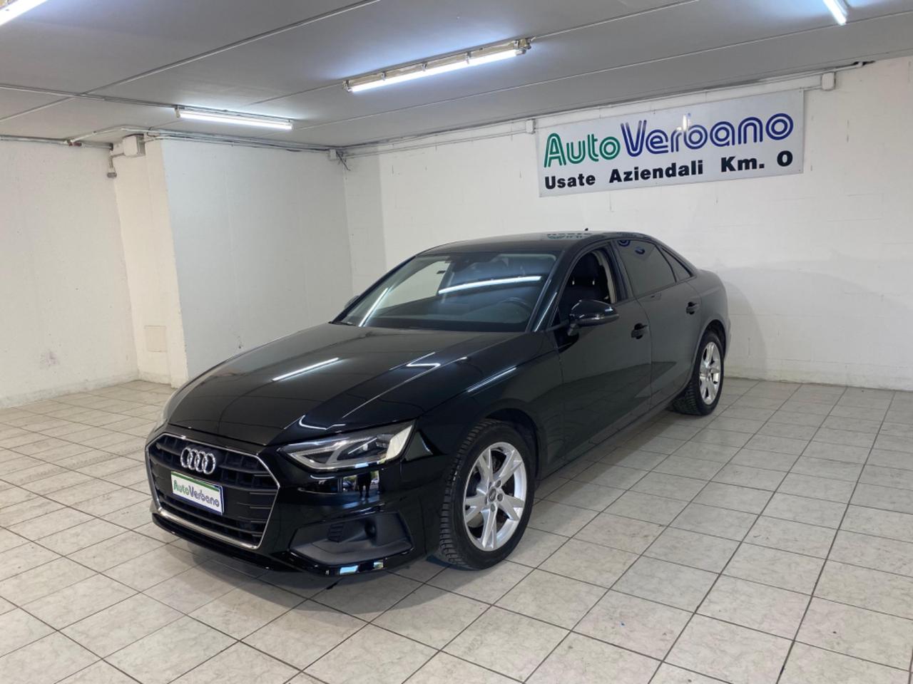 Audi A4 40 TDI quattro S tronic Business