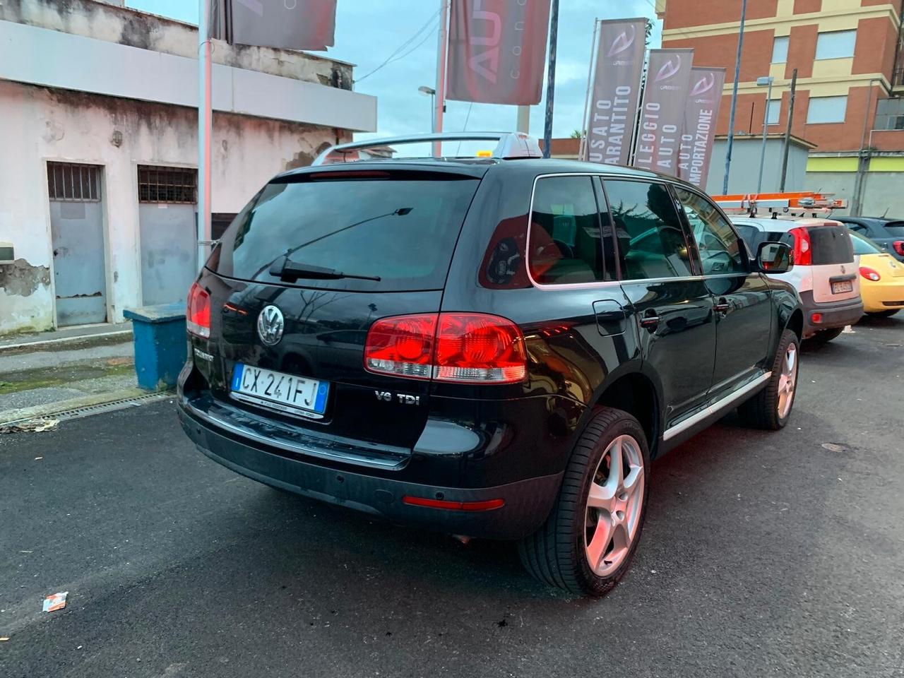 Volkswagen Touareg 3.0 V6 TDI DPF tiptronic