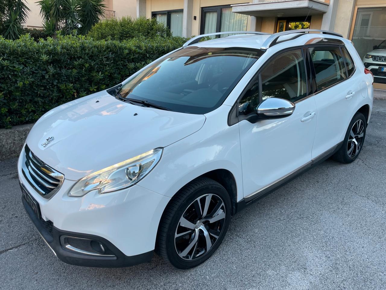 Peugeot 2008 BlueHDi 100 Allure
