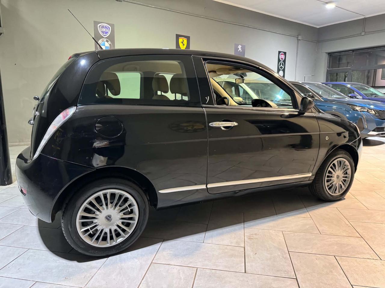 Lancia Ypsilon 1.3 MJT 75 CV Oro GARANZIA12MESI