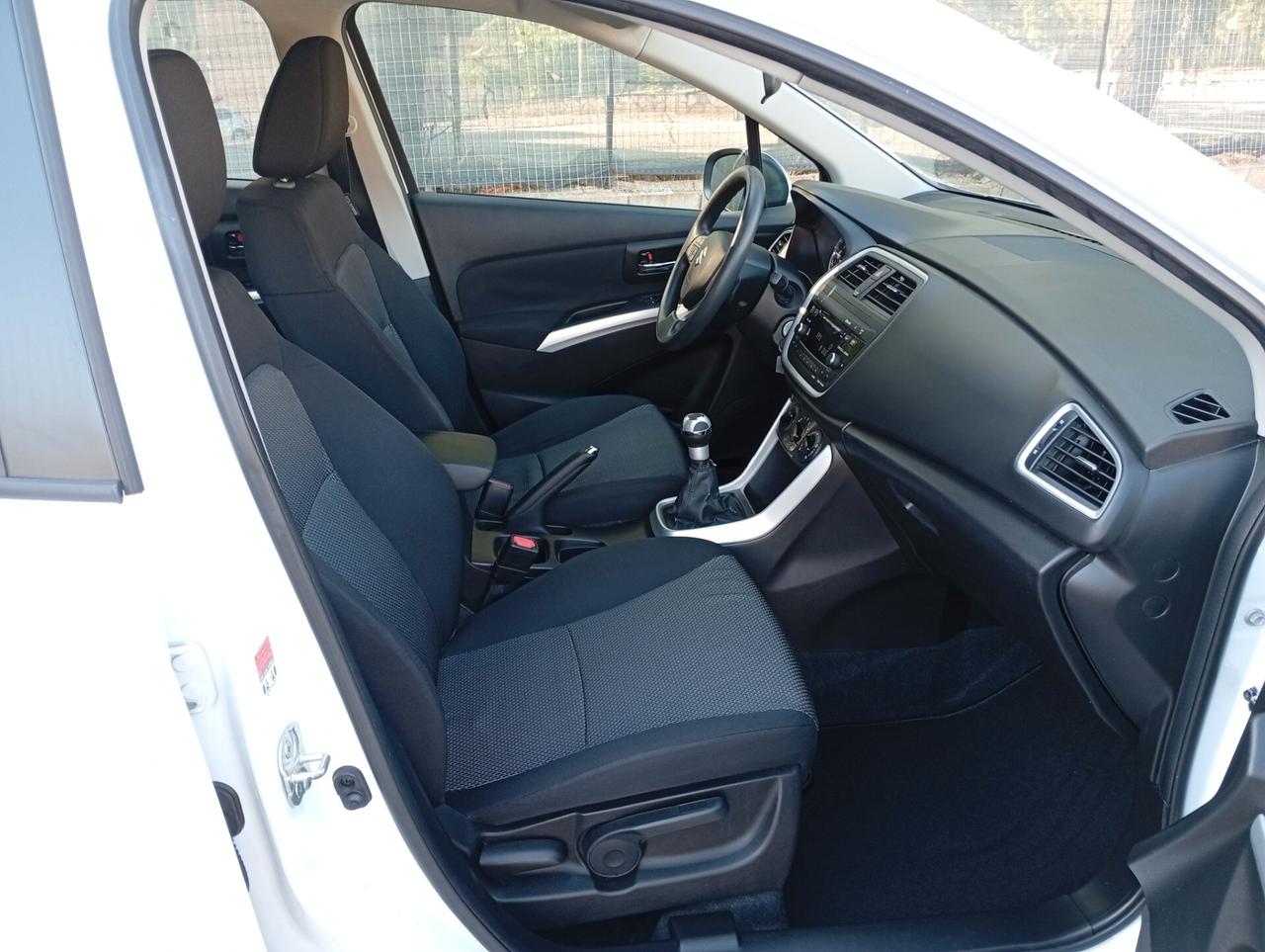 Suzuki S-Cross 1.6 DDiS Star View