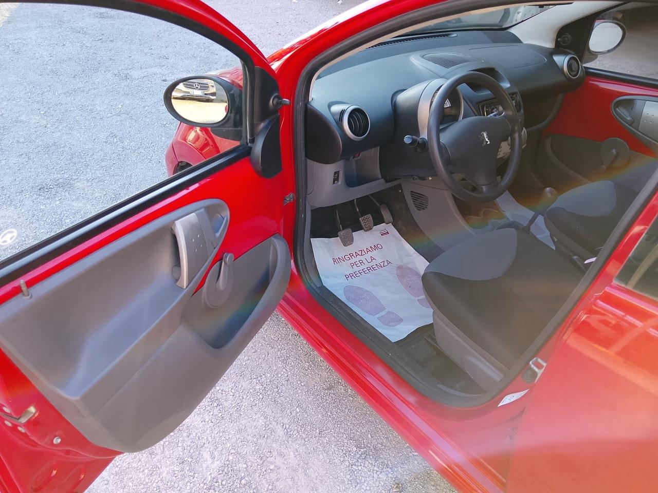 Peugeot 107 1.0 68CV 5p. Desir 71.000km Unico proprietario