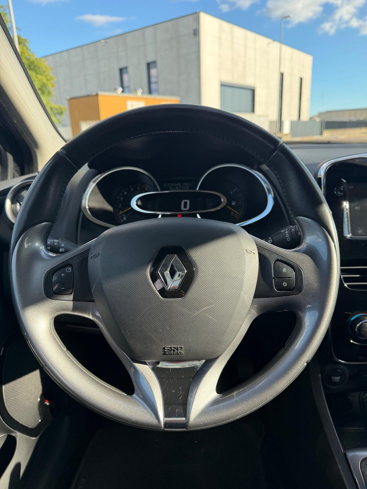 Renault Clio .