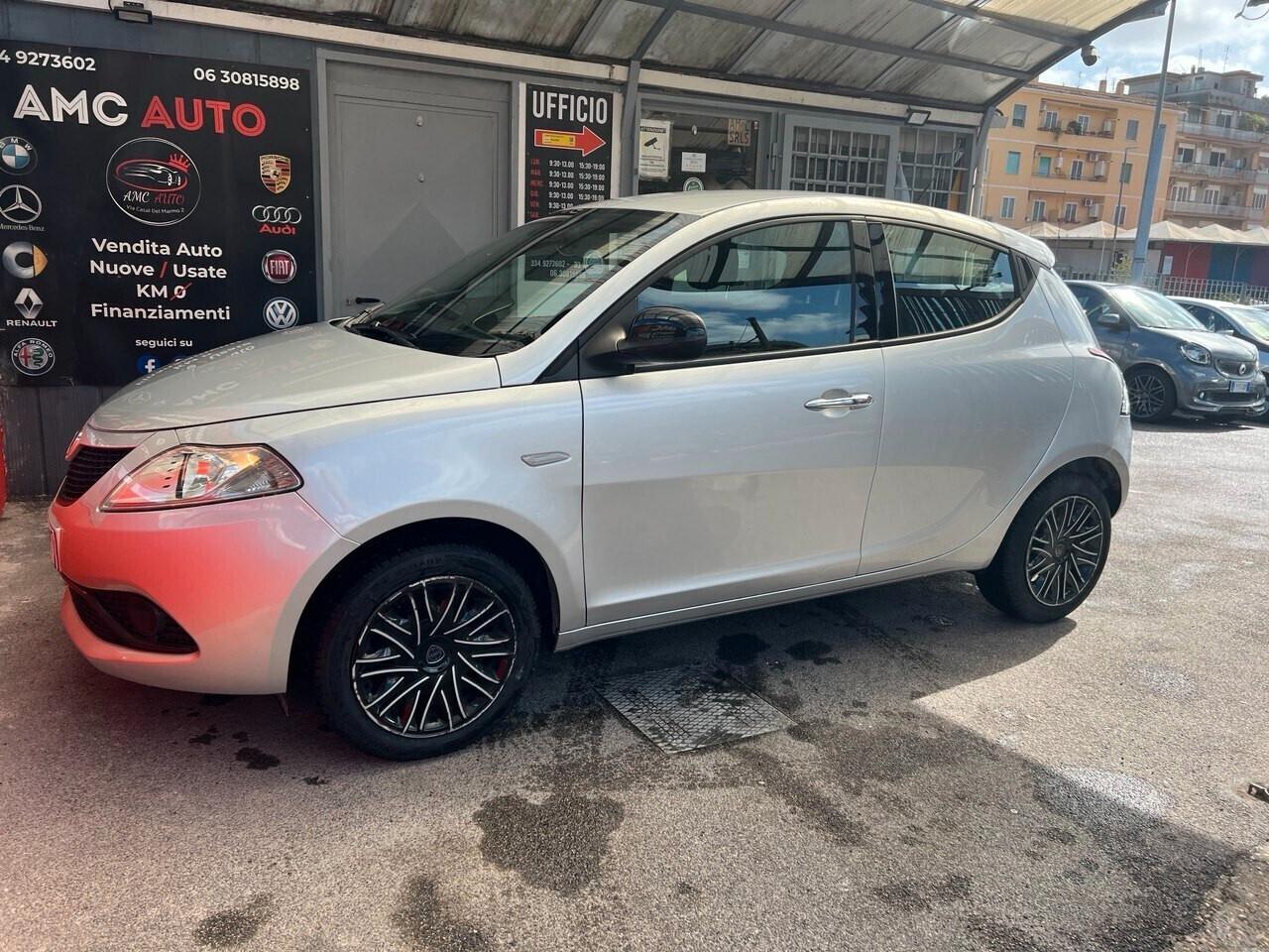 Lancia Ypsilon 1.2 69 CV 5 porte S&S Gold *** PREZZO PROMO***