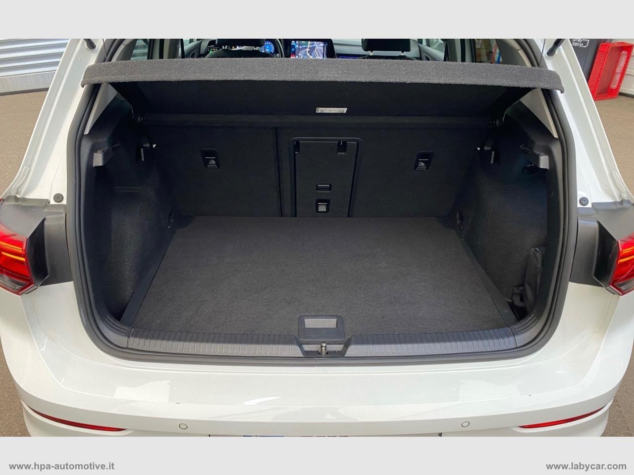 VOLKSWAGEN Golf 8 2.0TDI FULL LED IQ-LIGHT NAVI