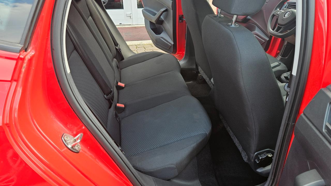 Volkswagen Polo 5p 1.0 evo 80cv NEOPTATENTATI-SED.RISC.-CARPLAY