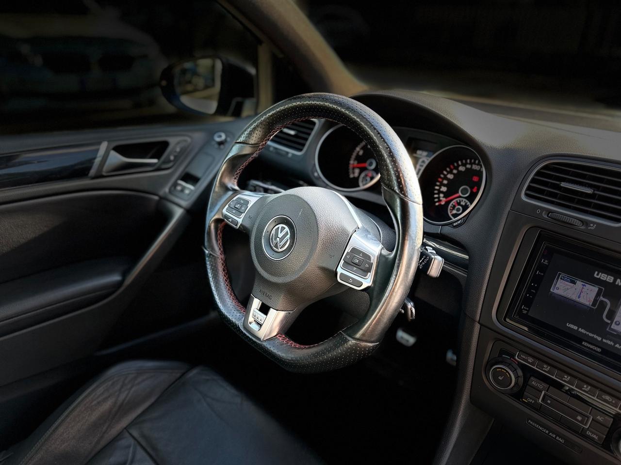 Volkswagen Golf GTI 2.0 TSI 3p.