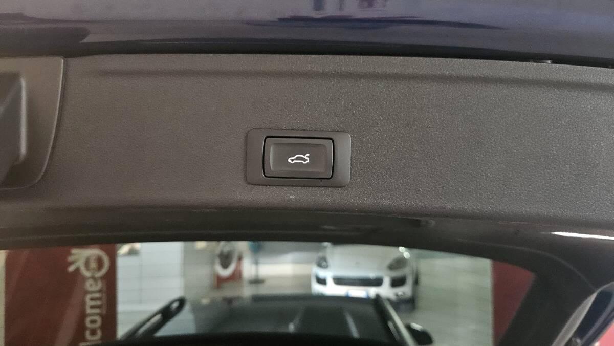 Audi A4 Allroad 3.0 tdi Business 218cv s-tronic