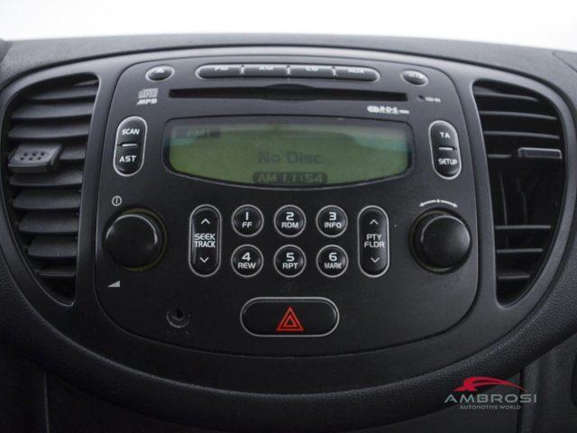 HYUNDAI i10 1.1 12V - PER OPERATORI DEL SETTORE