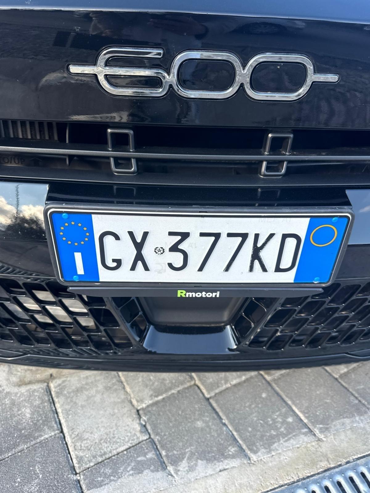 Fiat 600 Hybrid 100 CV DCT MHEV La Prima