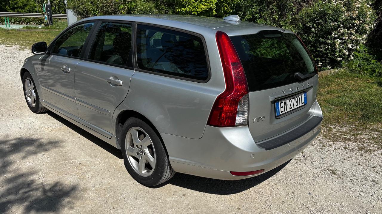 Volvo V50 D2 POLAR PLUS