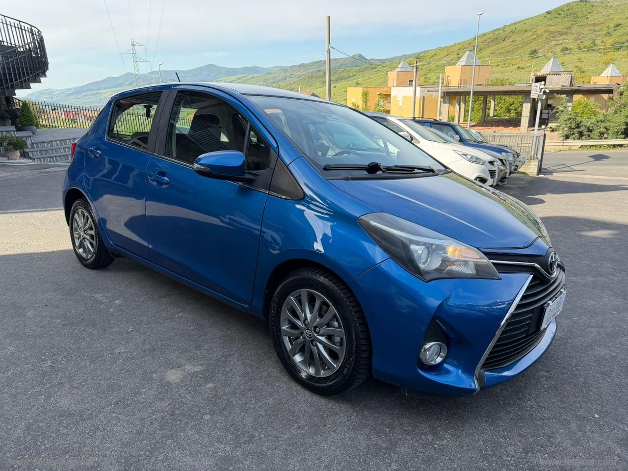 TOYOTA Yaris 1.4 D-4D 5p. Lounge