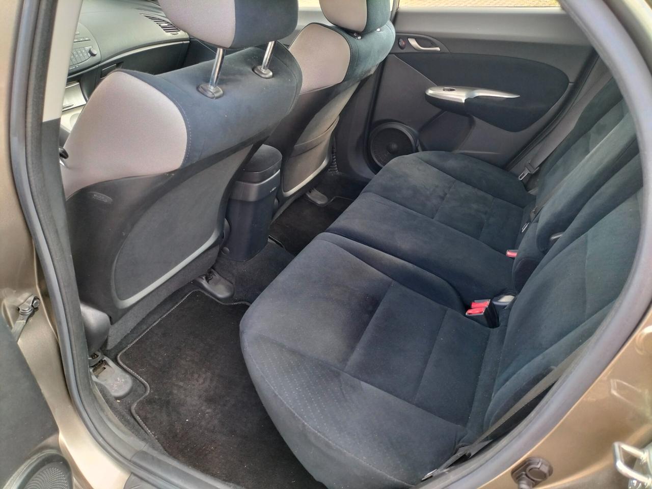 Honda Civic 1.8 i-VTEC cambio automatico