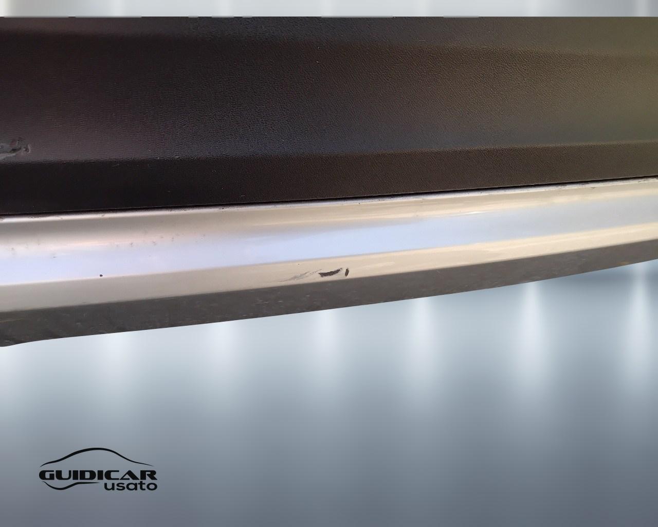 VOLVO XC40 2023 - XC40 1.5 t2 Essential auto