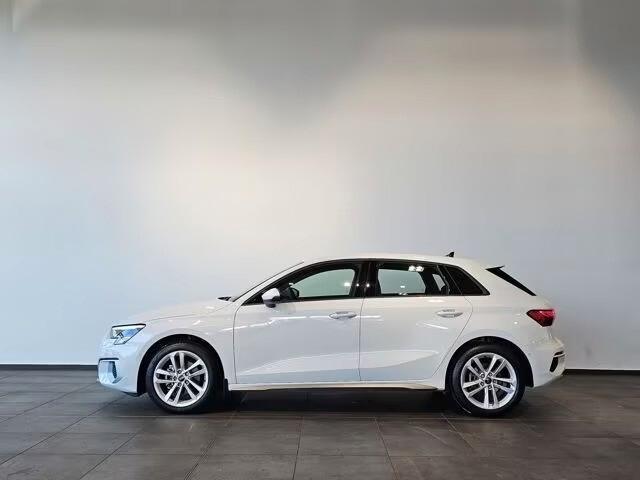 Audi A3 Sportback 35 TFSI S-tronic LED NAVI