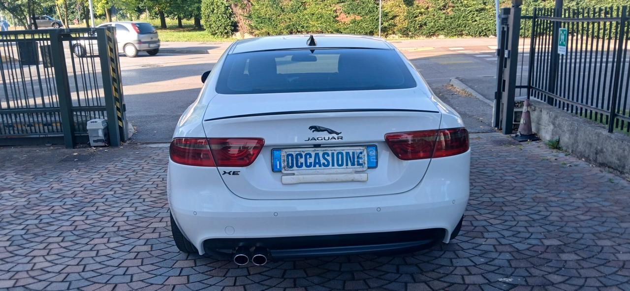 Jaguar XE 2.0 D Turbo 180 CV AWD aut. R-Sport