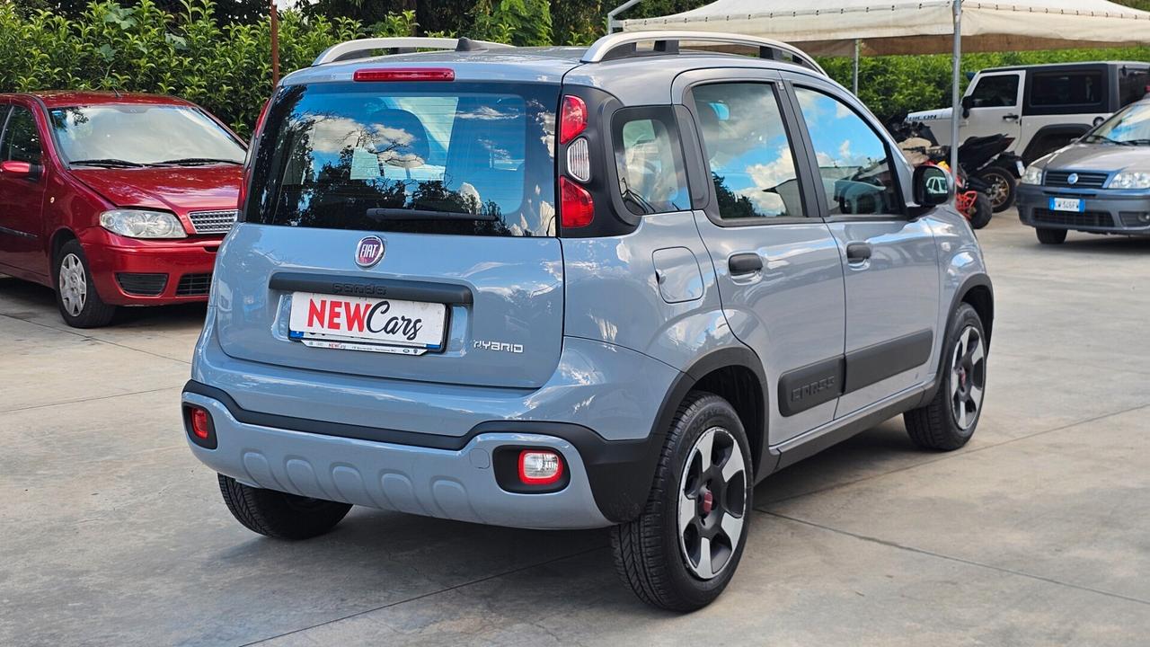 Fiat Panda 1.0 FireFly S&S Hybrid City Cross
