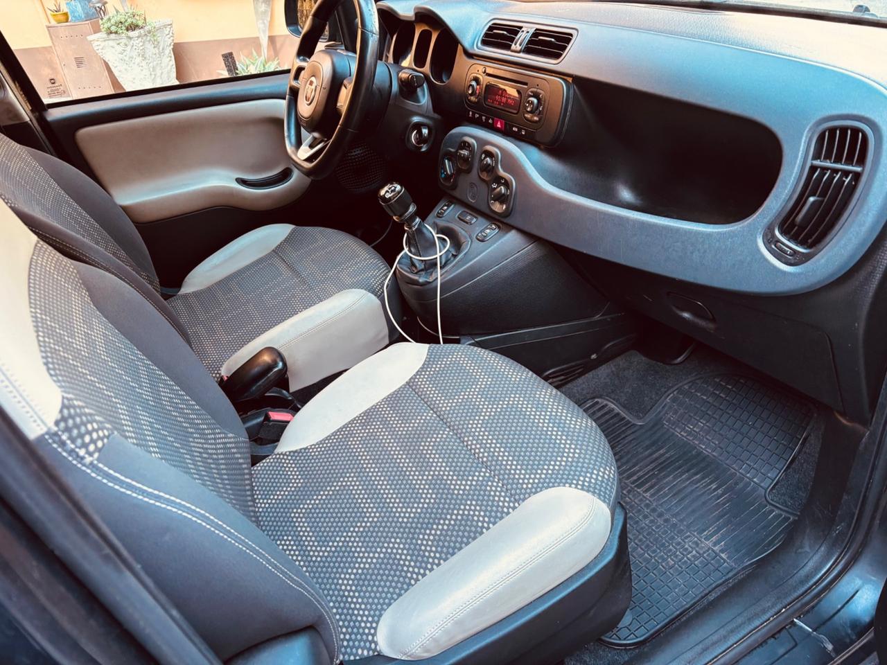 Fiat Panda 1.2 Lounge-euro 6-5 posti-94.000 km