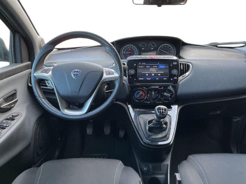 Lancia Ypsilon III 2021 1.0 firefly hybrid UnYca s&s 70cv