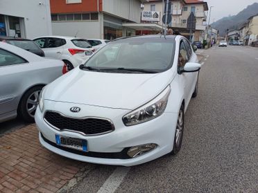 Kia Ceed cee'd 1.6 CRDi 110 CV 5 porte Cool