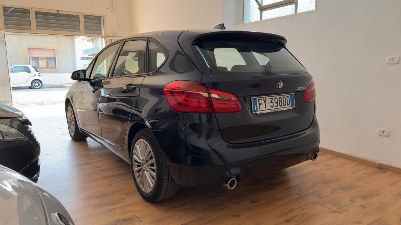 Bmw 2er Active Tourer 220d Advantage aut.