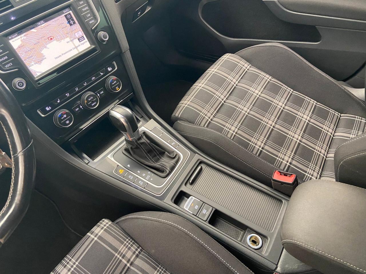 Volkswagen Golf 7 GTD 2.0 TDI 184CV