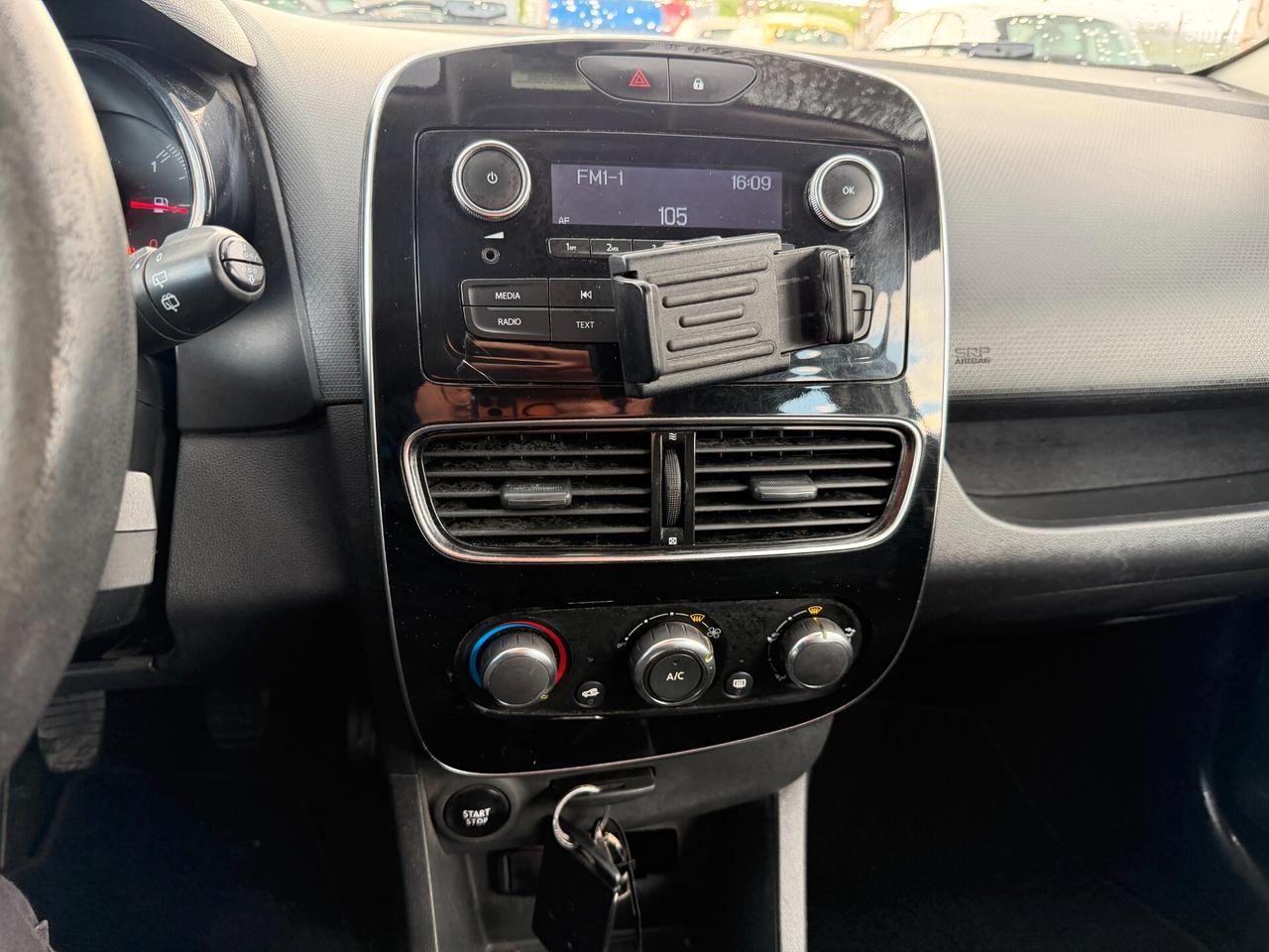 RENAULT CLIO SPORTER 2018 1.5 DIESEL 75 CV *N1