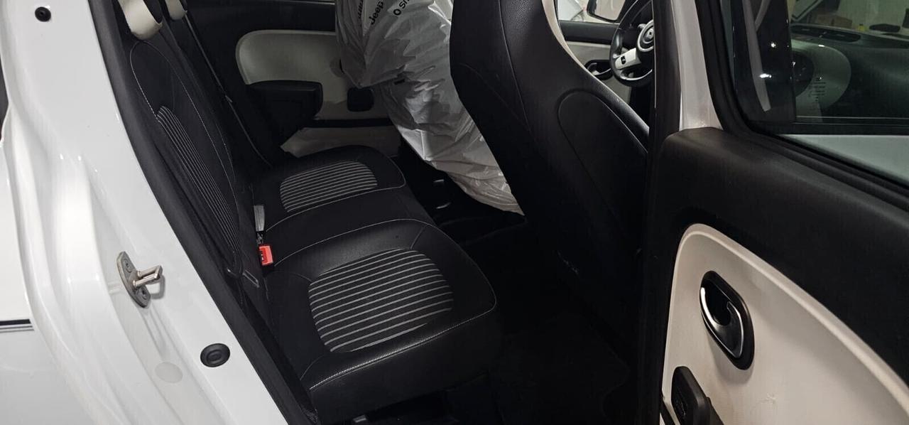 NUOVA RENAULT TWINGO INTENS TCe 0.9 BENZ 92CV