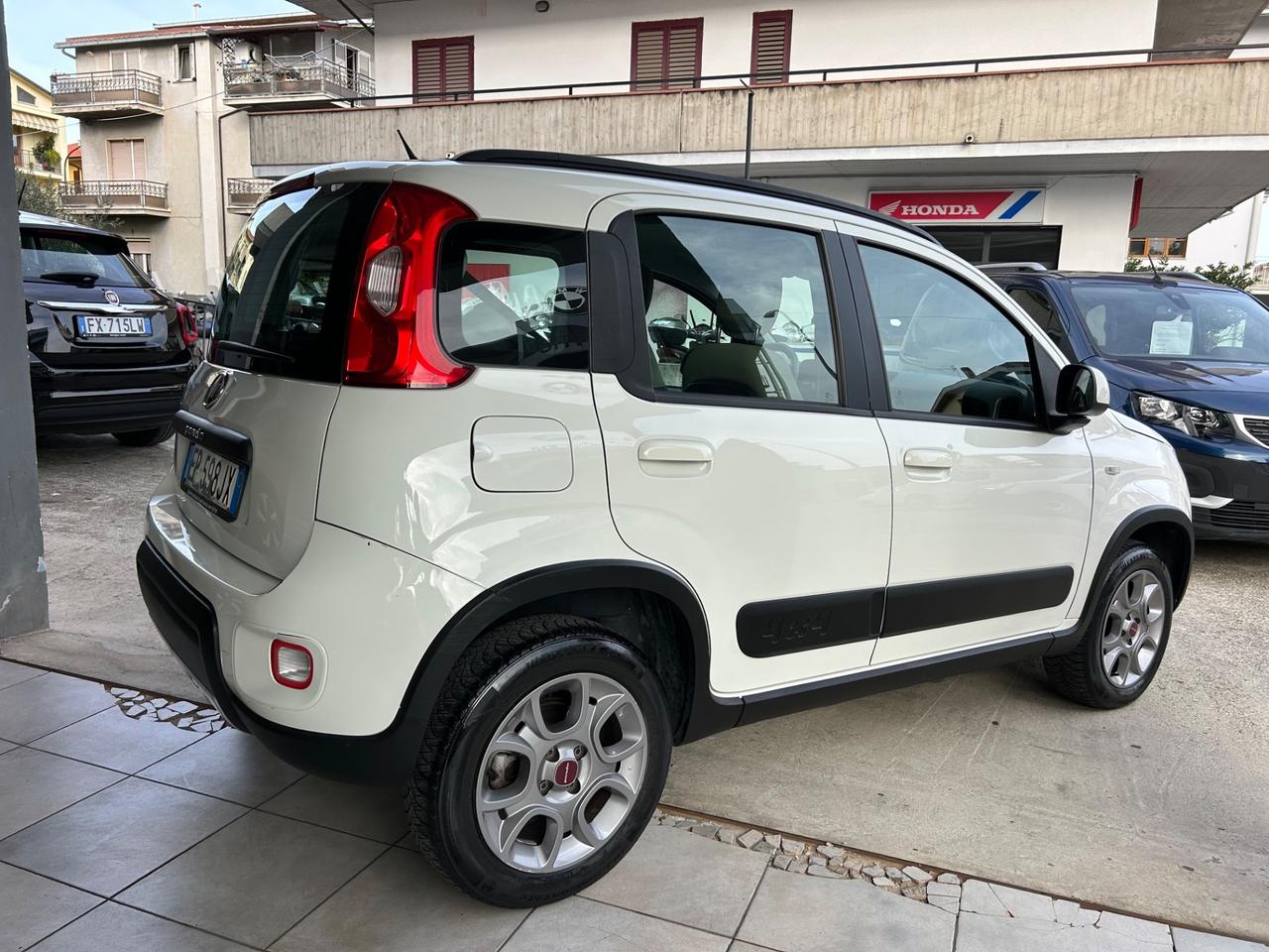 Fiat PANDA 4X4 1.3 MJ Diesel ( CON SOLI 80.000)