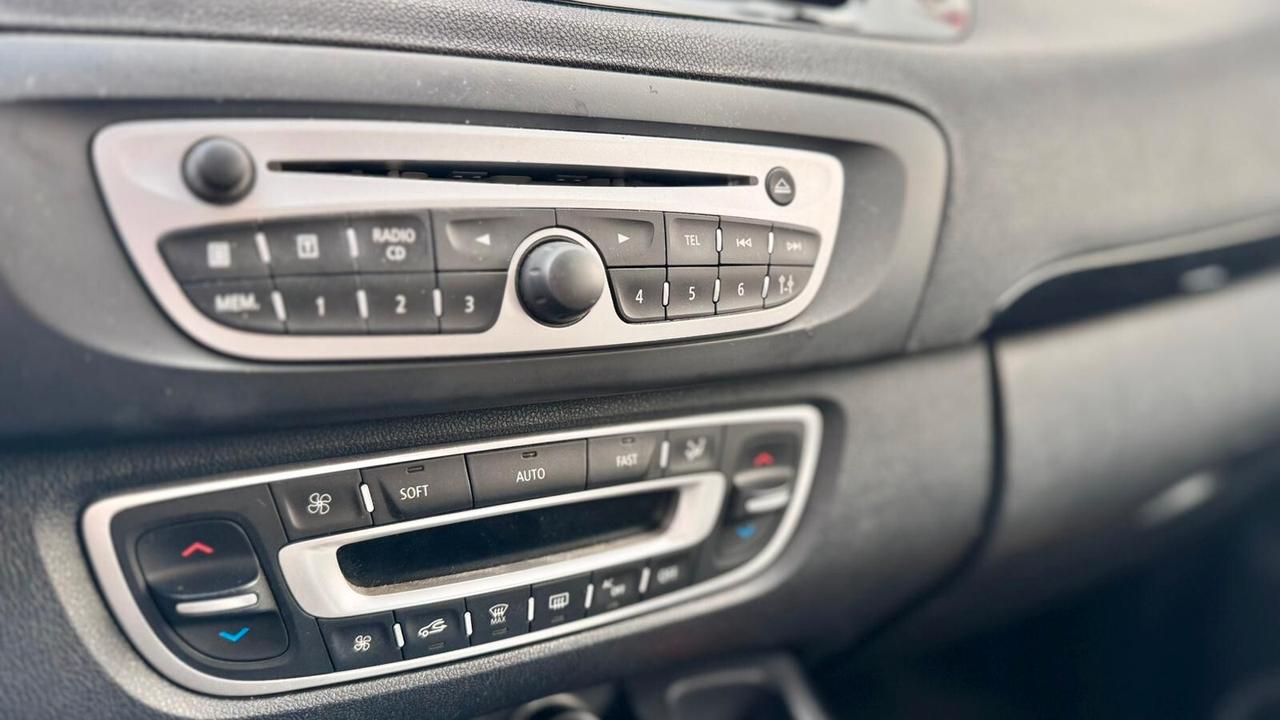 Renault Scenic X-Mod 1.5 dCi 2012 121.000KM