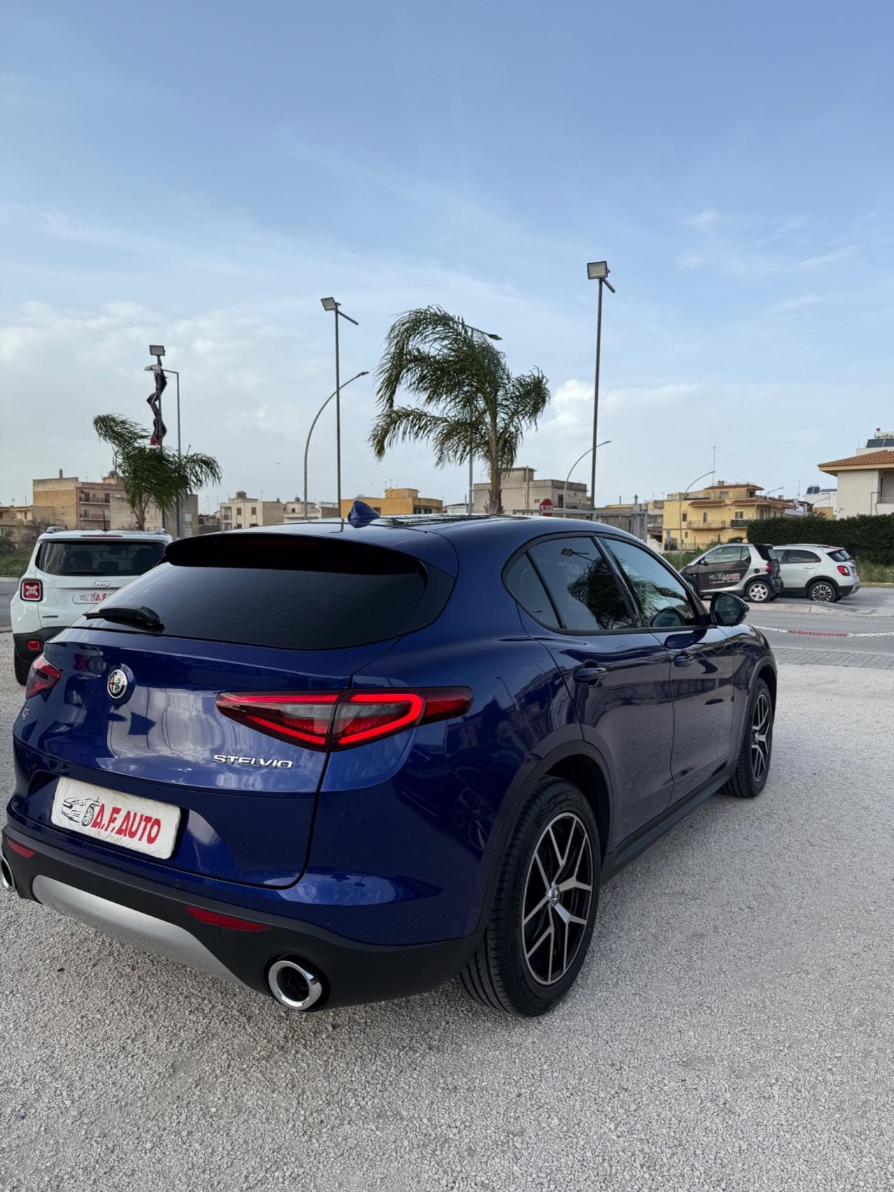 Alfa Romeo Stelvio 2.2 Turbodiesel 190 CV AT8 RWD Executive