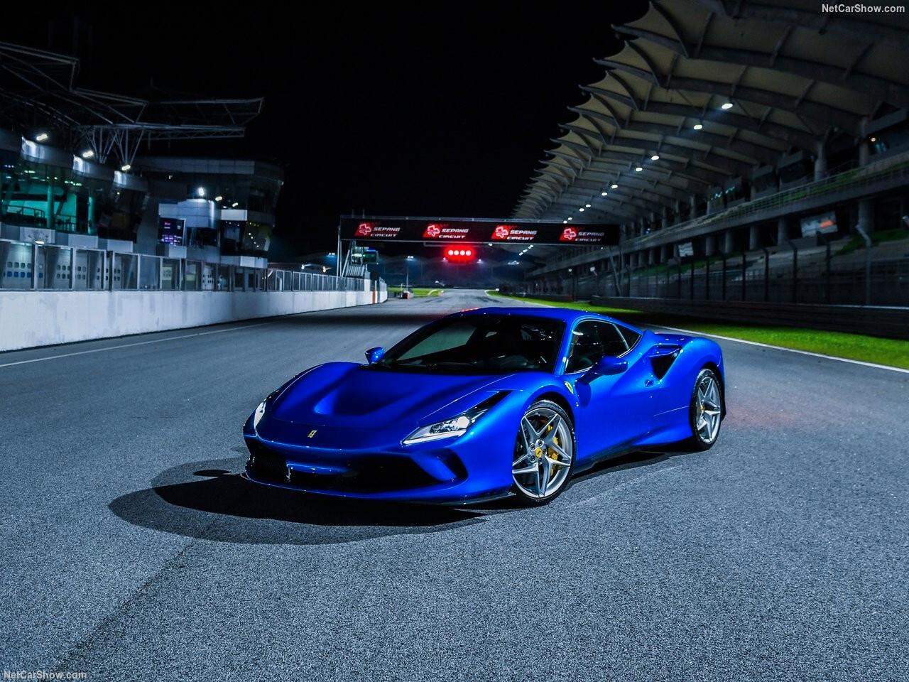 Ferrari F8 tributo