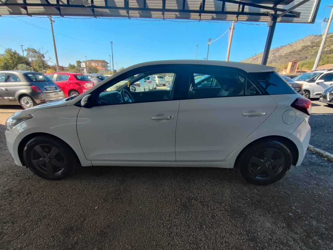 Hyundai i20 1.1 CRDi 12V 5 porte Comfort