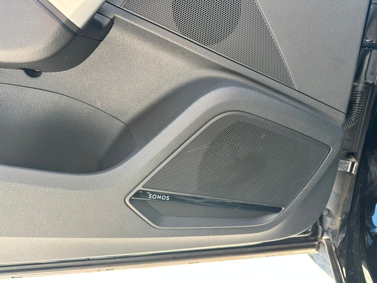 Audi Q2 30 TDI Admired