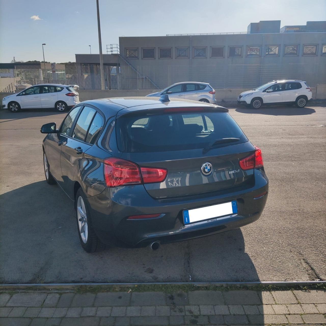 Bmw 116 116d 5p. Efficient Dynamics Urban