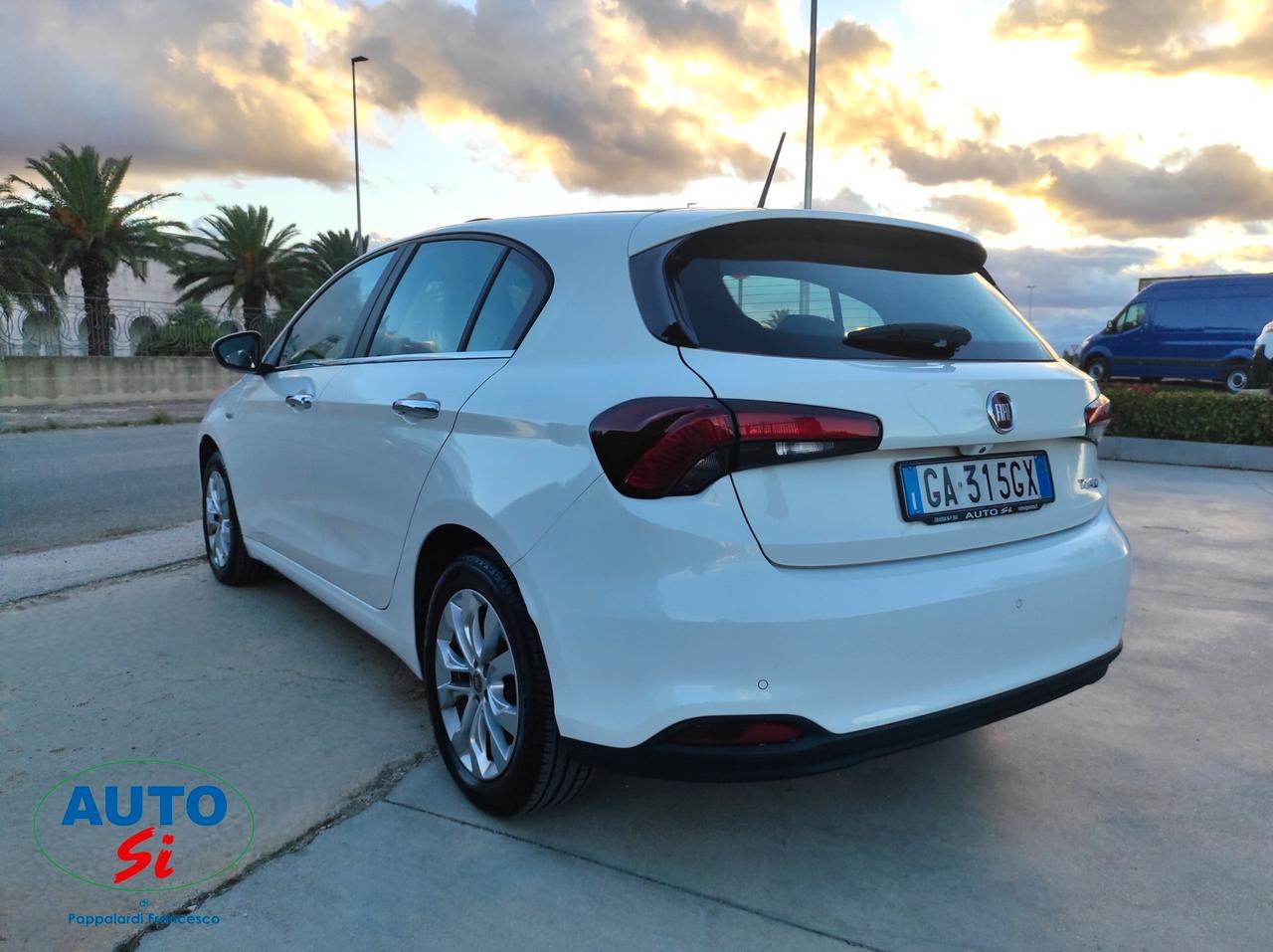 Fiat Tipo 1.6 Mjet - 120cv CAMBIO AUTOMATICO