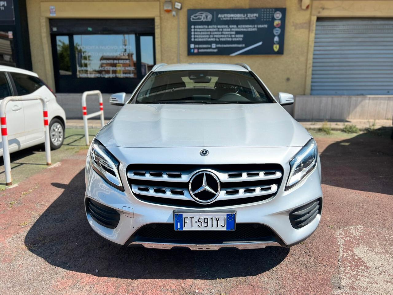 Mercedes-benz GLA 200 AMG PREMIUM