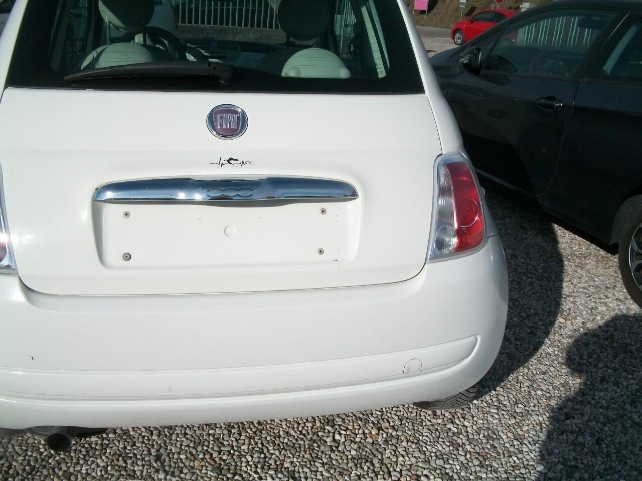 Fiat 500 1.2 Lounge DEL 2011 CC 1242 EURO 05 KM 174722 SI NUOVI PATENTATI EURO 4990,00 PIU PASSAGGIO E PER AVERE GARANZIA DI UN ANNO EURO 350,00 IN PIU