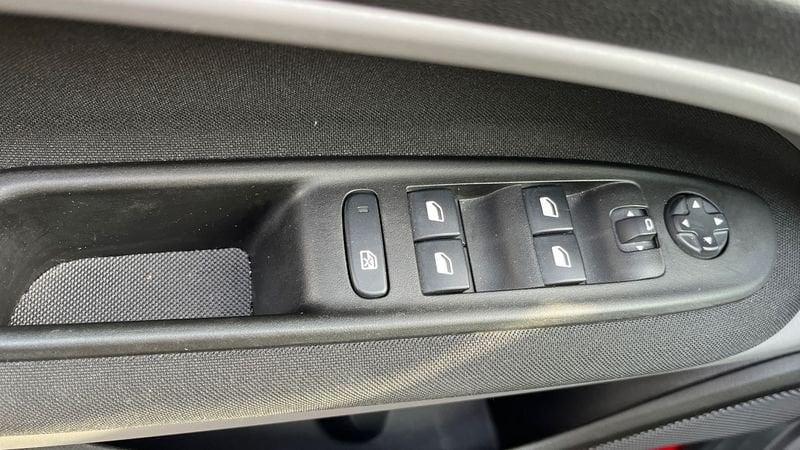 Jeep Avenger 1.2 turbo Longitude fwd 100cv PROMO 1.2 turbo Longitude fwd 100cv