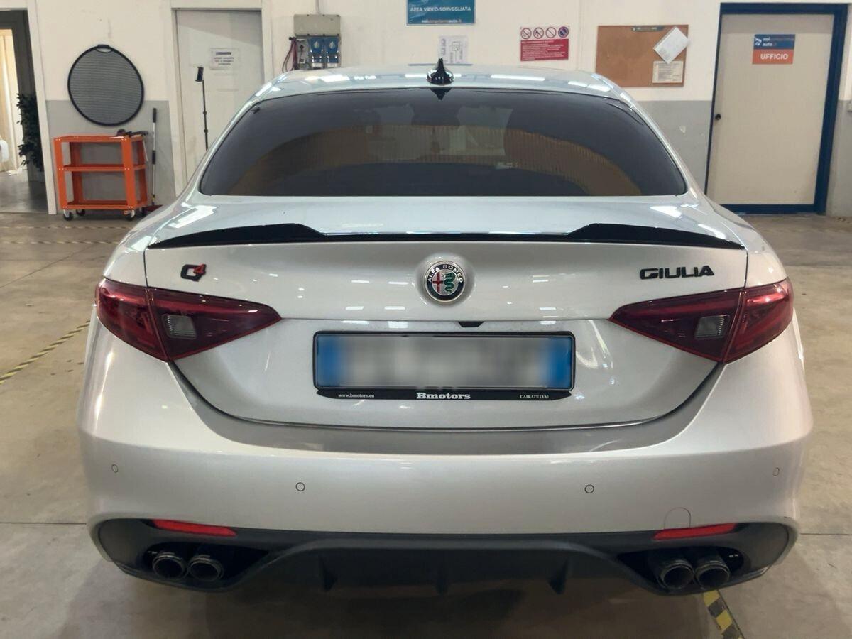 Alfa Romeo Giulia 2.2 Turbodiesel 210 CV AT8 AWD Q4 Veloce