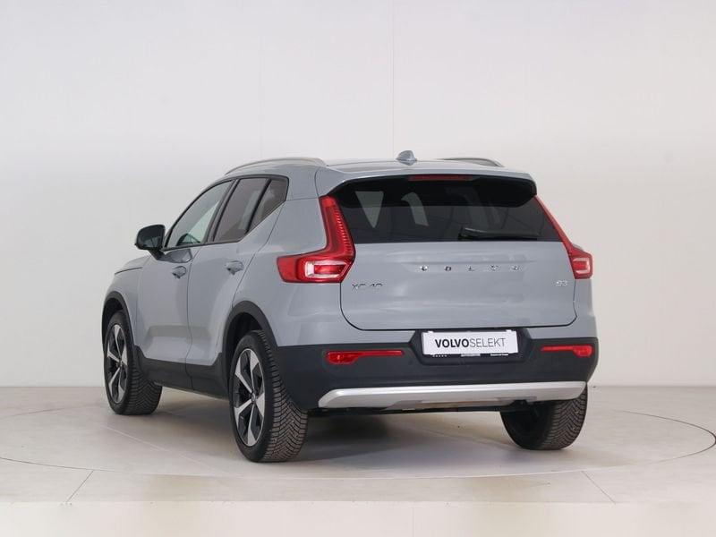 Volvo XC40 B3 automatico Core