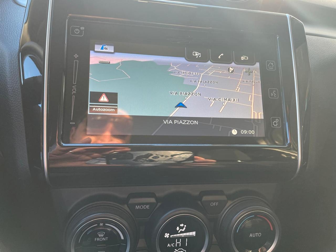 Suzuki Swift 1.2 Hybrid 4WD AllGrip Top