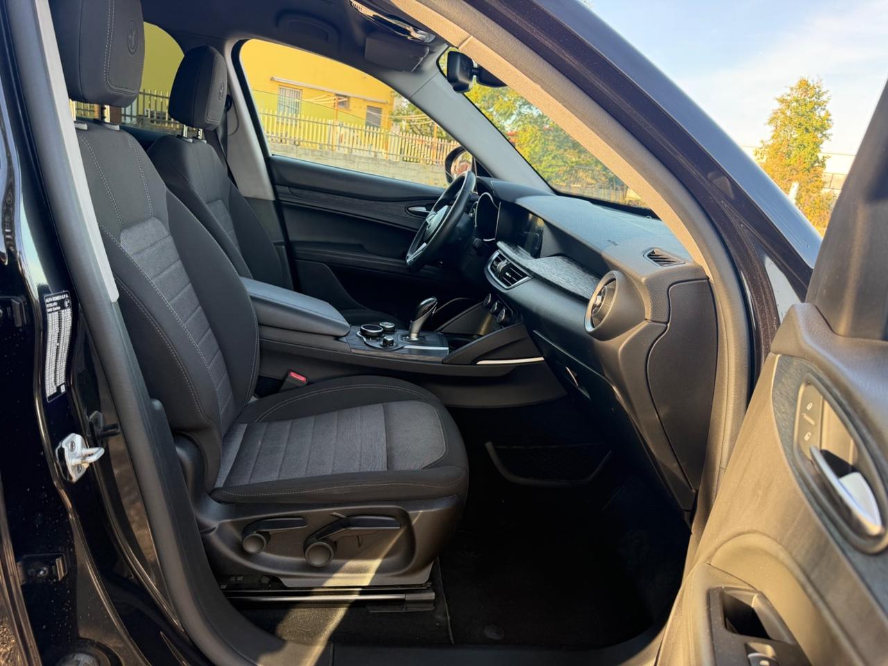 Alfa Romeo Stelvio 2.2 Turbodiesel 210 CV AT8 Q4 Executive