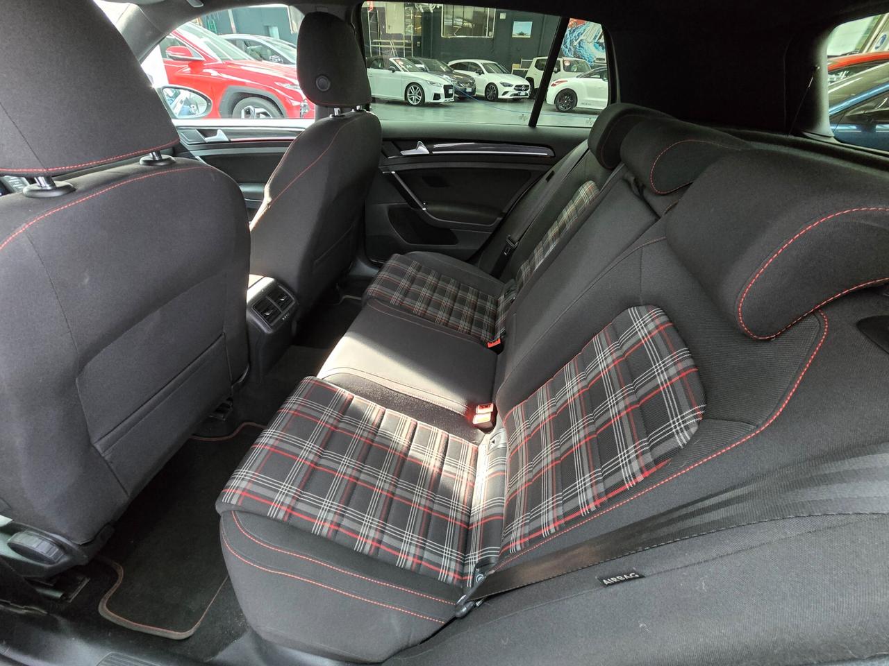 VOLKSWAGEN GOLF 7 GTI DSG 5p. 2016 ORIGINALE!!!