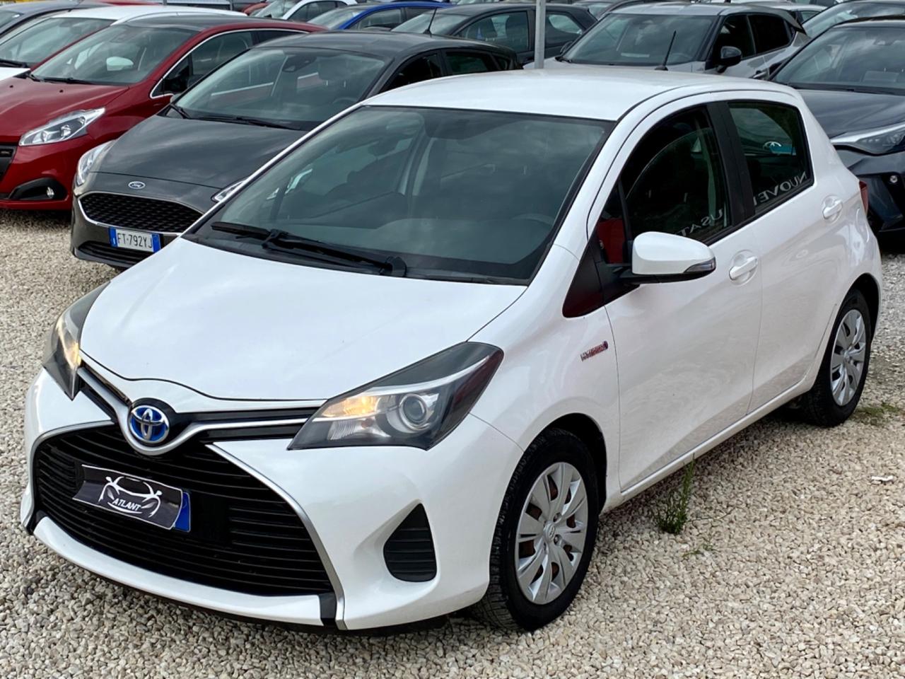 Toyota Yaris 1.5 Hybrid 5 porte Cool