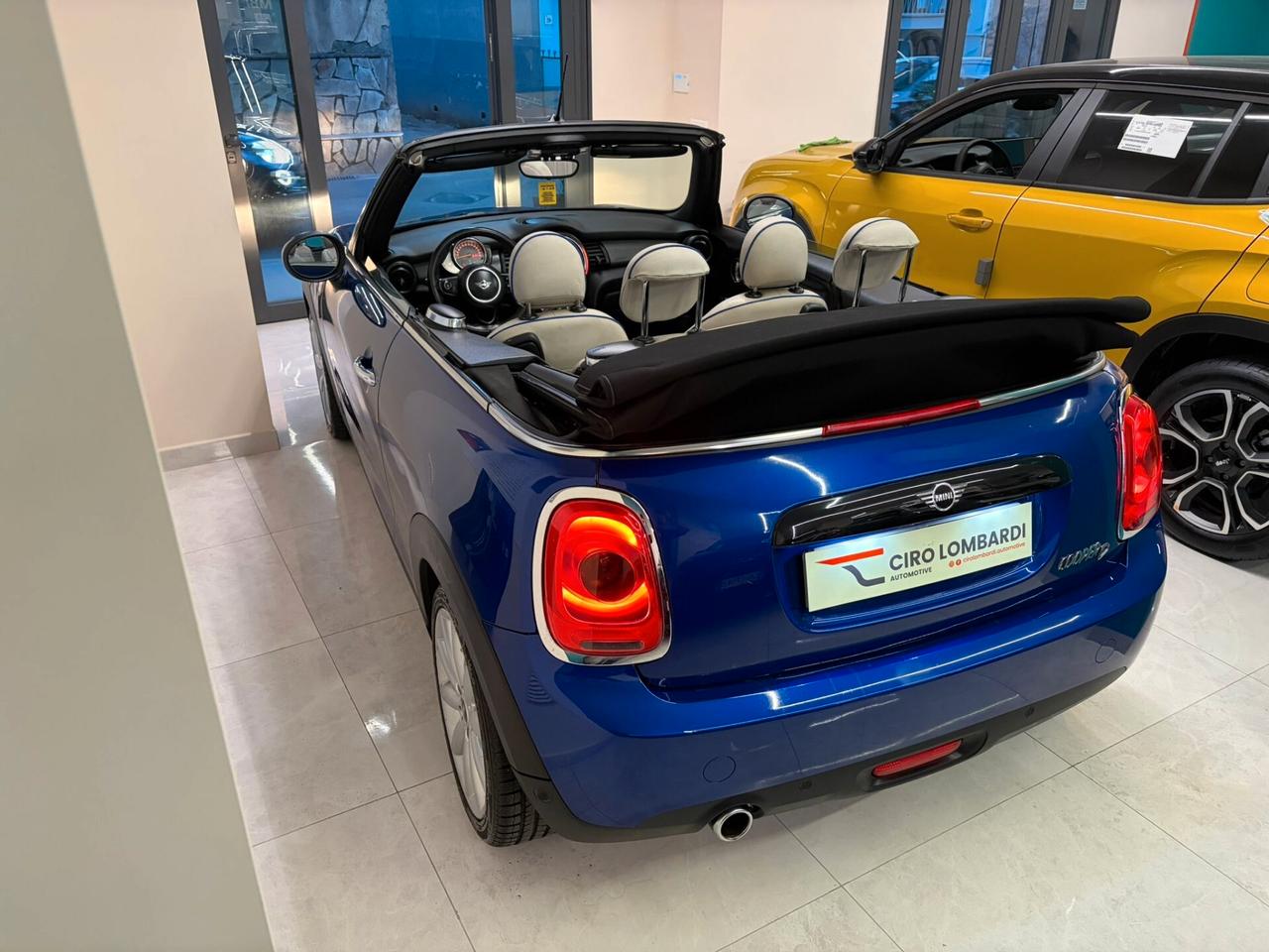 Mini 1.5 Cooper D Hype CABRIO